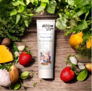 غسول الوجه الكريمي بالجيغا وايت 